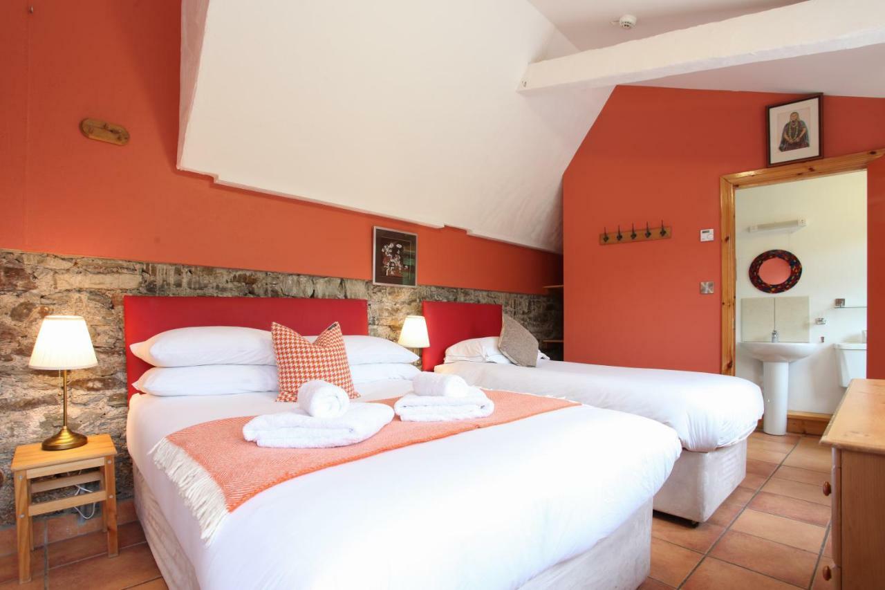 Moville Boutique Hostel & Apartments ภายนอก รูปภาพ